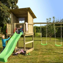 Plus Play Legetårn Inkl. Gyngestativ Og Grønne Gynger Trykimprægneret